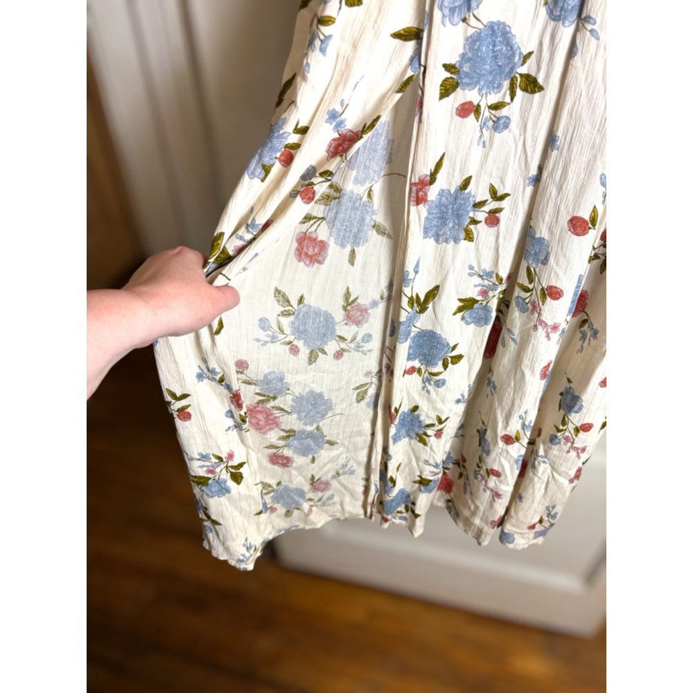 American Eagle Outfitters Women's Size 2 Ivory Floral V-Neck Adjustable Jumpsuit - Picture 7 of 16